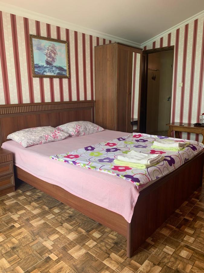 Guest House Rusalka 코불레티 외부 사진