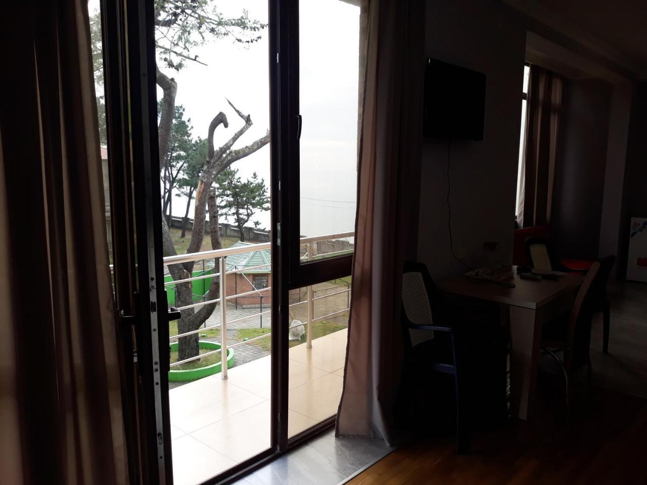 Guest House Rusalka 코불레티 외부 사진